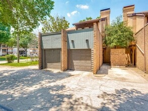 Building Photo - 6019 Ridgecrest Rd