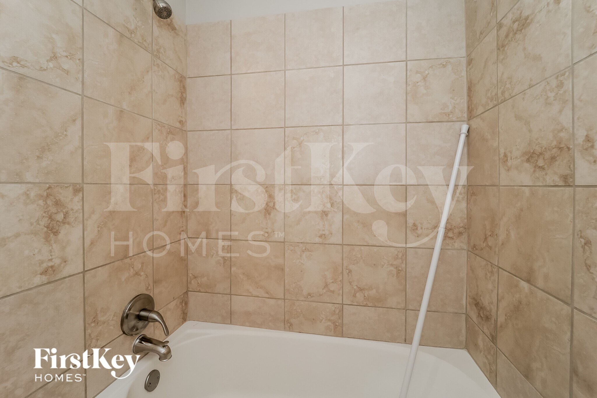 Building Photo - 3465 Rainbow Dr