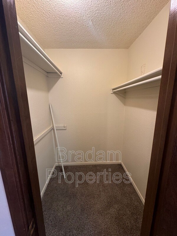 Building Photo - 8506 E 56th St