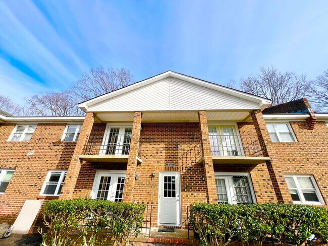 Building Photo - Meridian Apartments