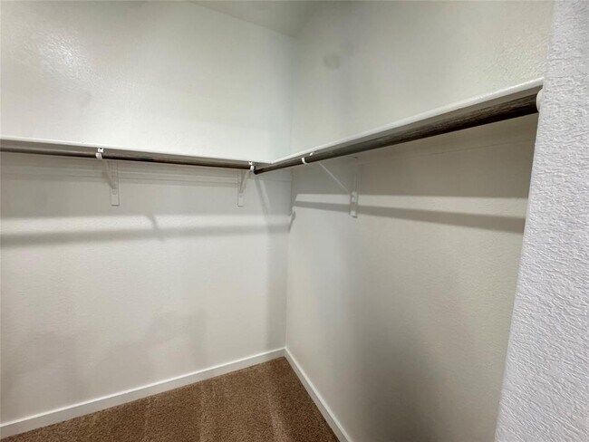 Building Photo - 108 Sorghum Dr