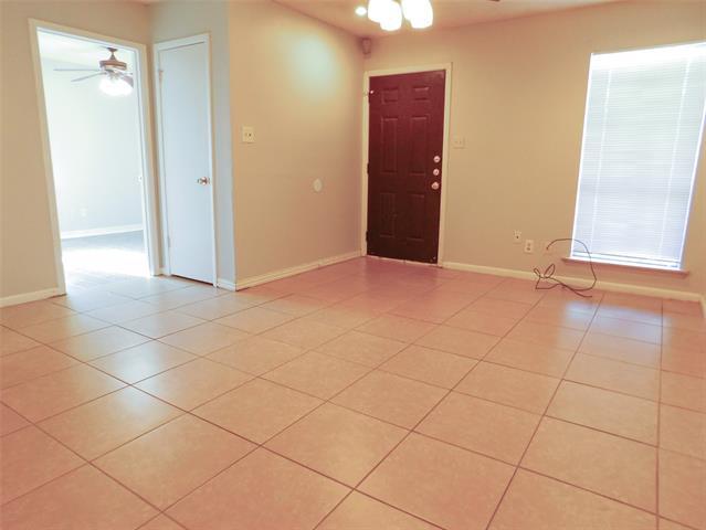 Building Photo - 3510 Sagebrush Dr