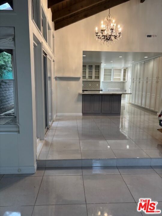 Building Photo - 1337 Avenida de Cortez