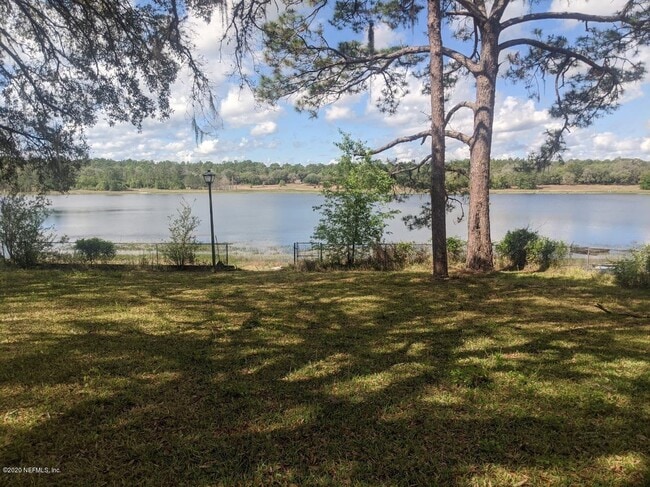 Primary Photo - 5640 Silver Sands Cir