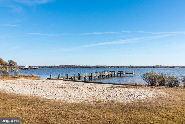 Building Photo - 40905 Spring House Ln