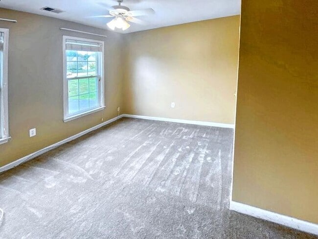 Building Photo - 10104 Terrace Ct