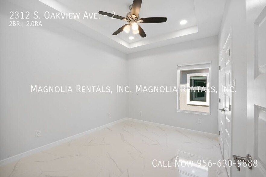 Building Photo - 2312 S Oakview Dr