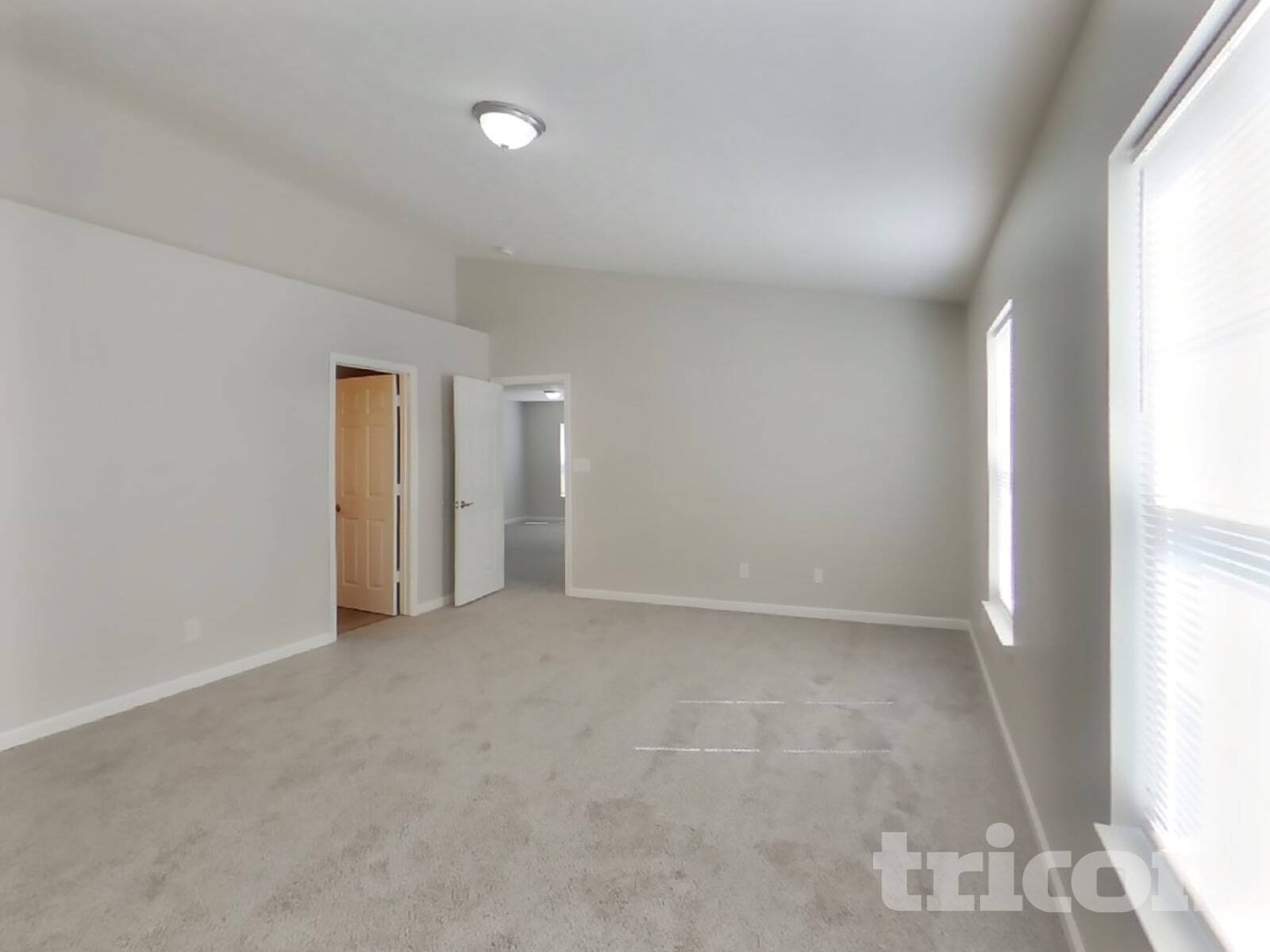 Building Photo - 1003 Pine Ridge Way