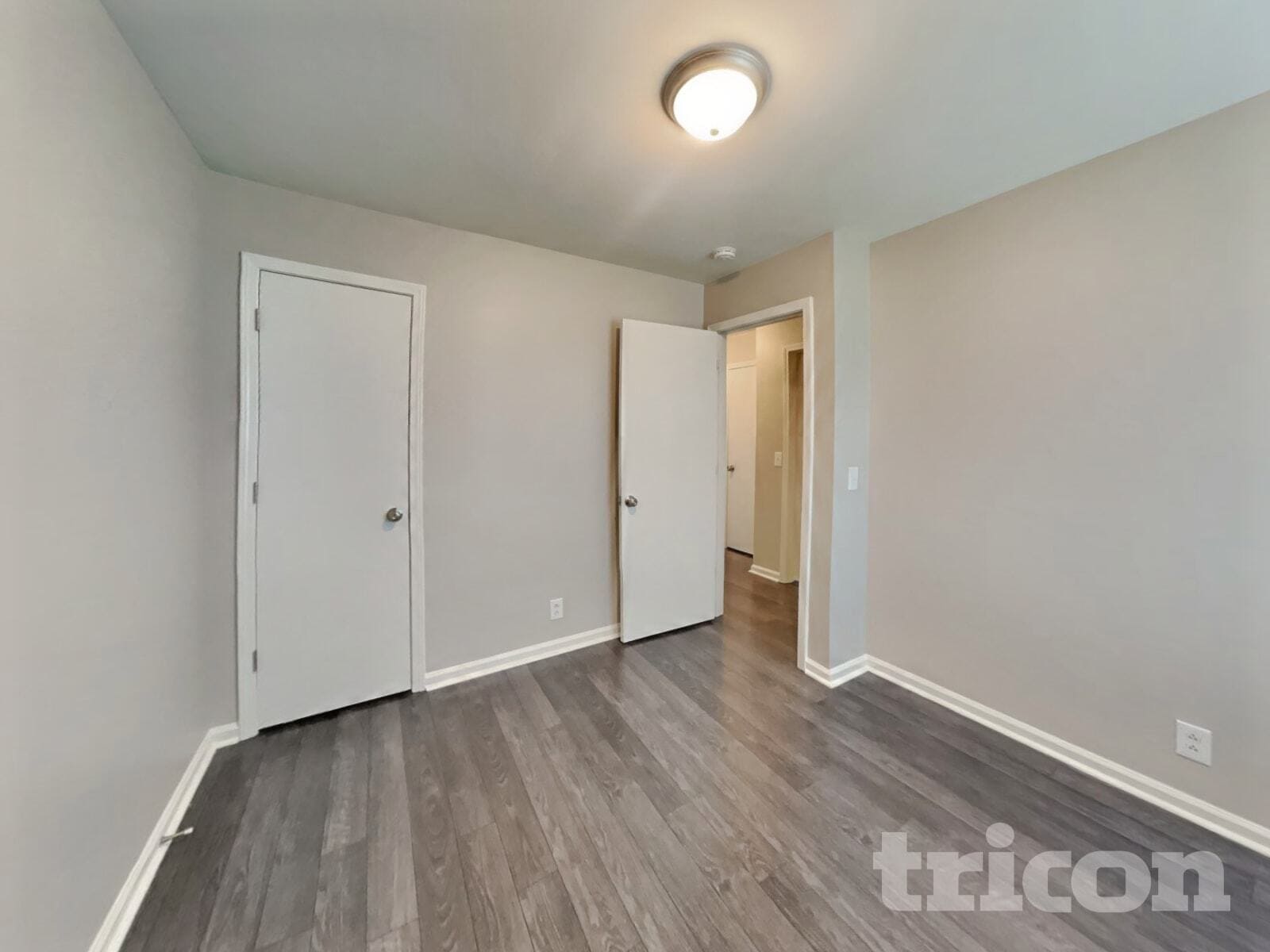 Building Photo - 716 Sweetwater Cir