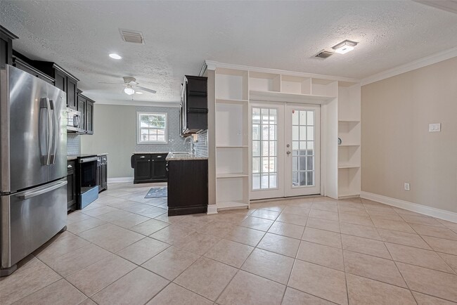 Building Photo - 16006 Glen Mar Dr