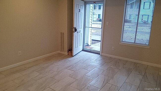 Building Photo - 21 Sierra Ct