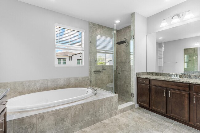 Building Photo - 16474 Helix Ct