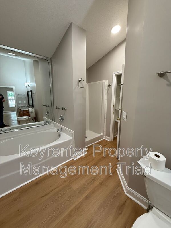 Building Photo - 3957 Cobblestone Bend Dr