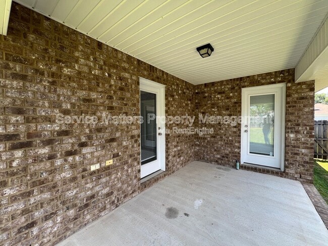 Building Photo - 4496 Fiske St