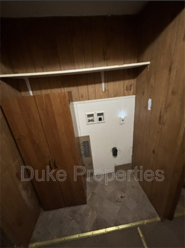 Building Photo - 26 Chapin St