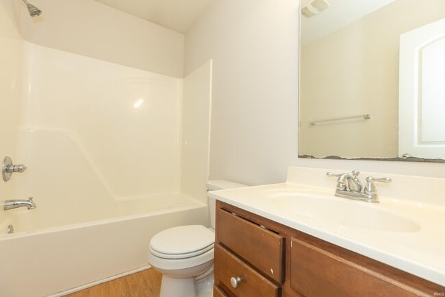 Building Photo - 4920 Penrose Dr