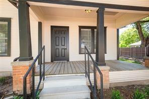 Building Photo - 307 S Crockett St