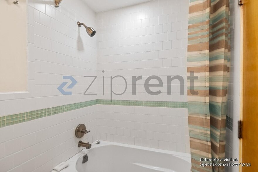 Building Photo - 955 Shorepoint Ct