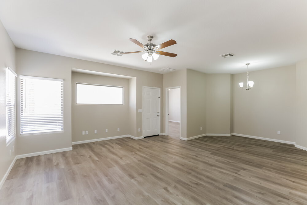 Building Photo - 8827 W Hess St