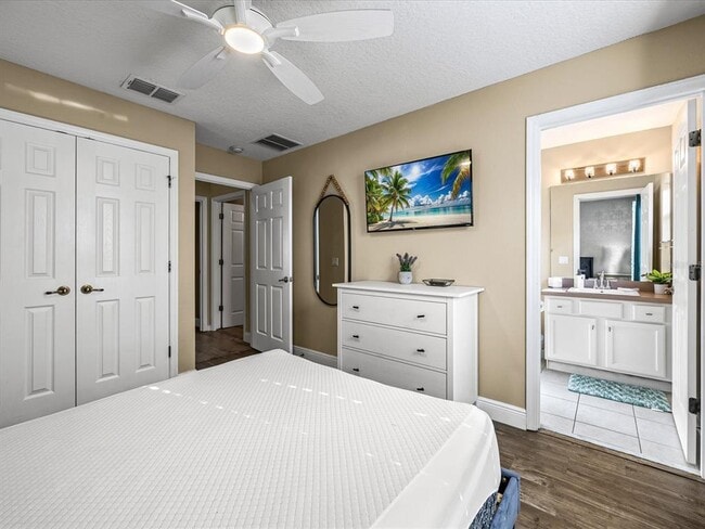 Building Photo - 4536 Alberto Cir