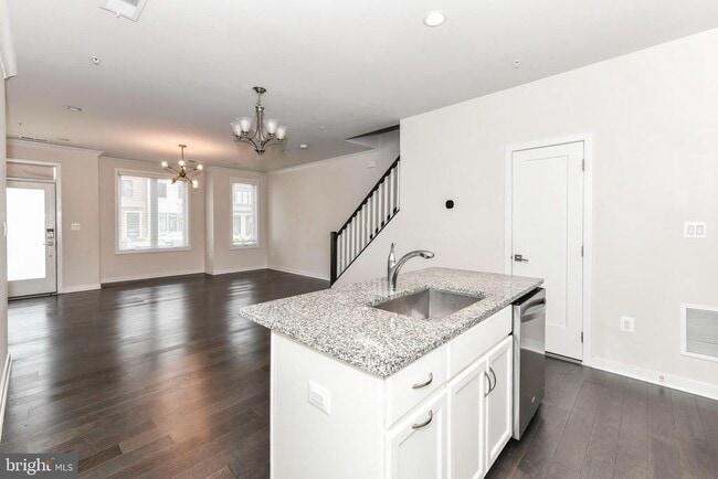 Building Photo - 43185 Mongold Square