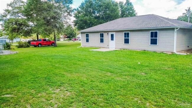 Building Photo - 3328 Broadview Cir