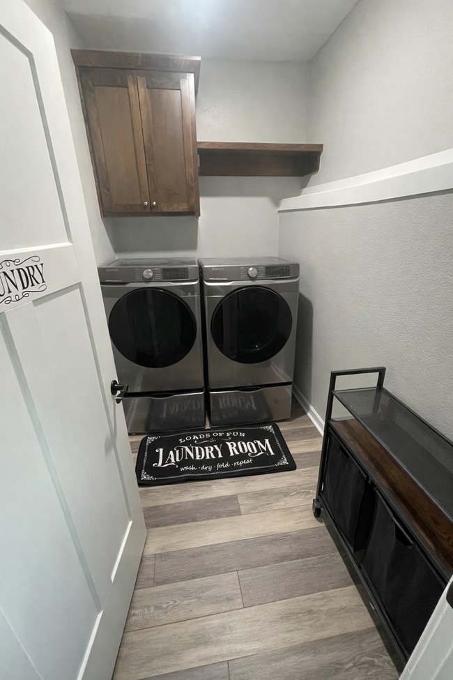 Building Photo - 1010 Deer Run