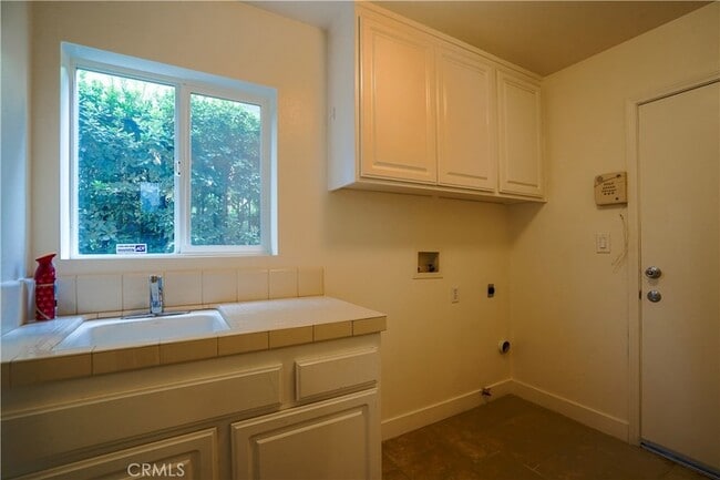 Building Photo - 20640 Pesaro Way