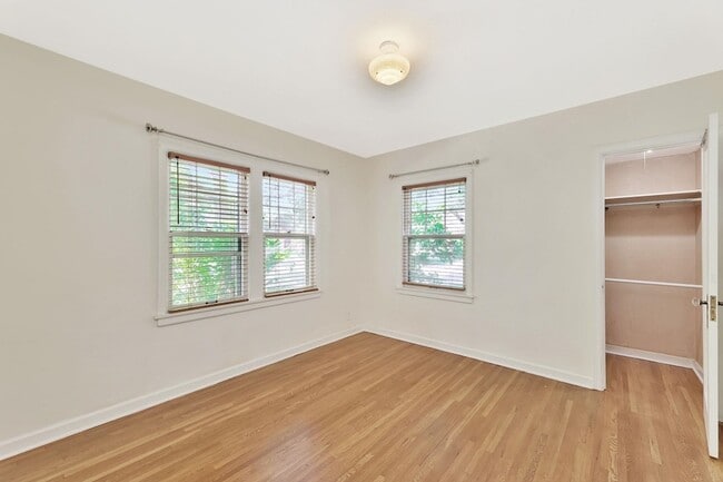 Building Photo - 230 S Minneapolis St