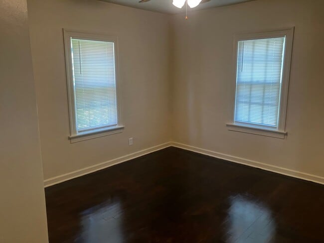 Building Photo - Charming 3-Bedroom Home with Unique Detail...
