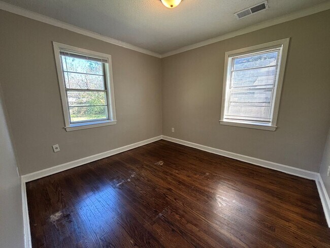 Building Photo - Bright & Modern 3-Bedroom Home in Memphis – Half Off First Month!