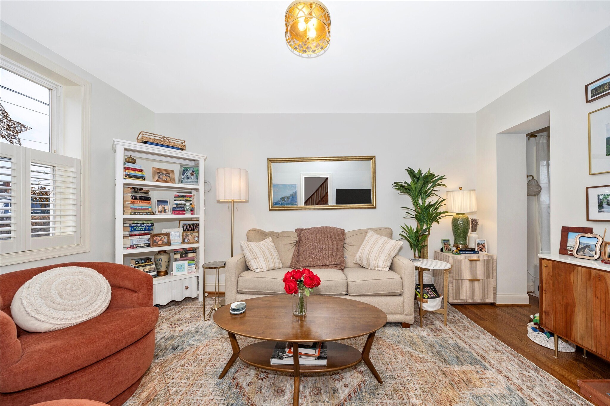 Building Photo - 15 E 5th St