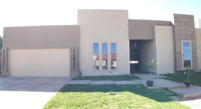 Building Photo - 4701 Sweetwater Ave