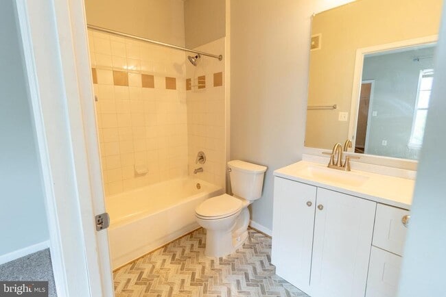 Building Photo - 5142 Brittney Elyse Cir