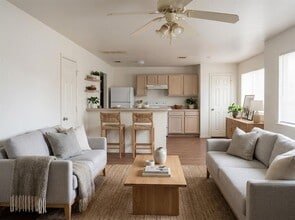 Building Photo - 111 Cedar Ln