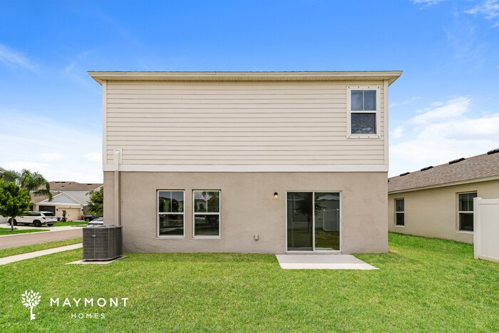 Building Photo - 12892 Tannencrest Dr