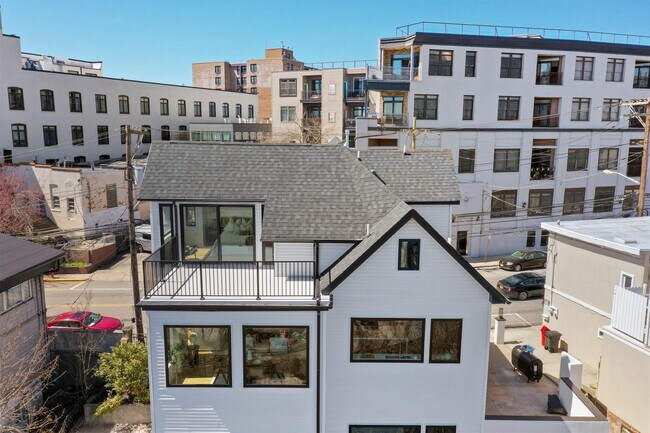 Building Photo - 80 Hackensack Plank Rd