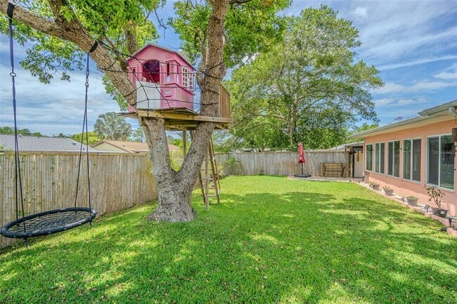 Building Photo - 8024 Las Cruces Ct