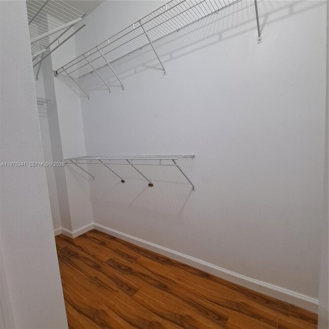 Building Photo - 642 SW 106th Ave