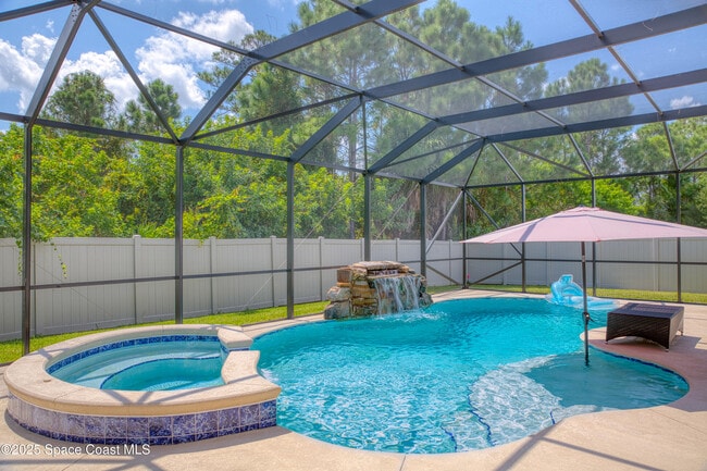 Building Photo - 632 Stonebriar Dr