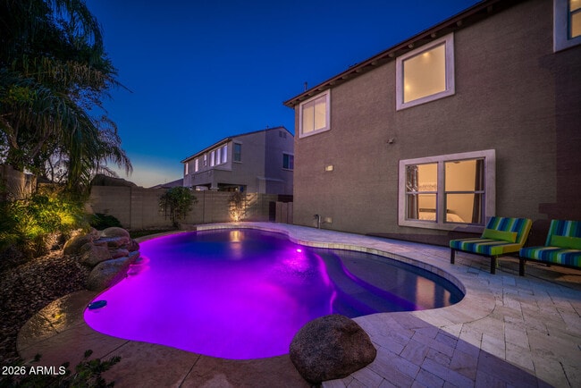 Building Photo - 2681 E Hampton Ln