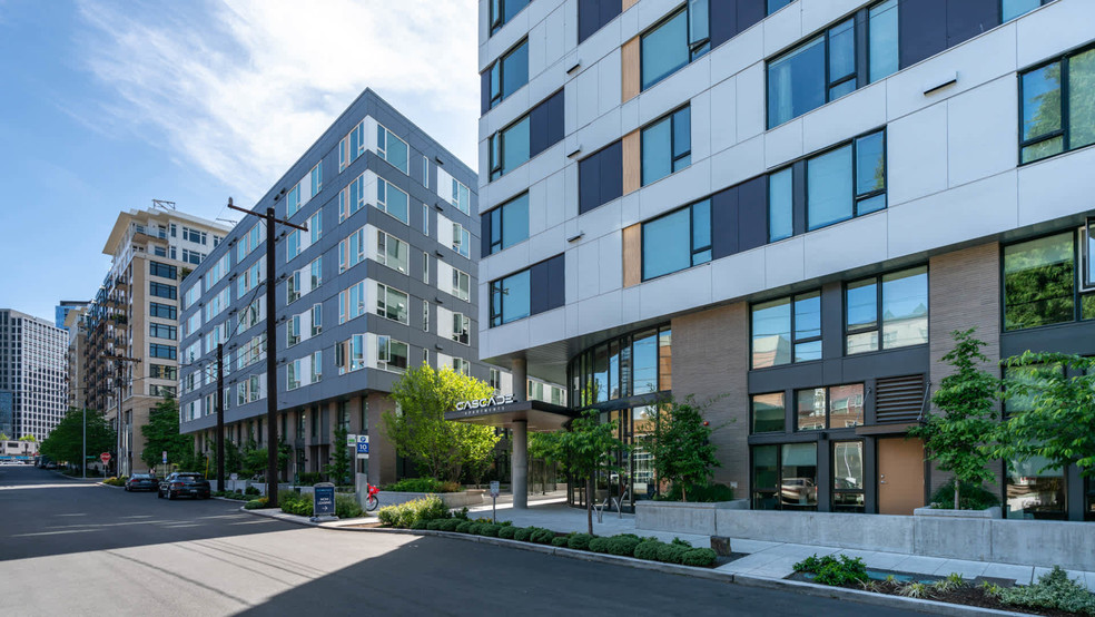 Cascade Apartments Exterior - Cascade