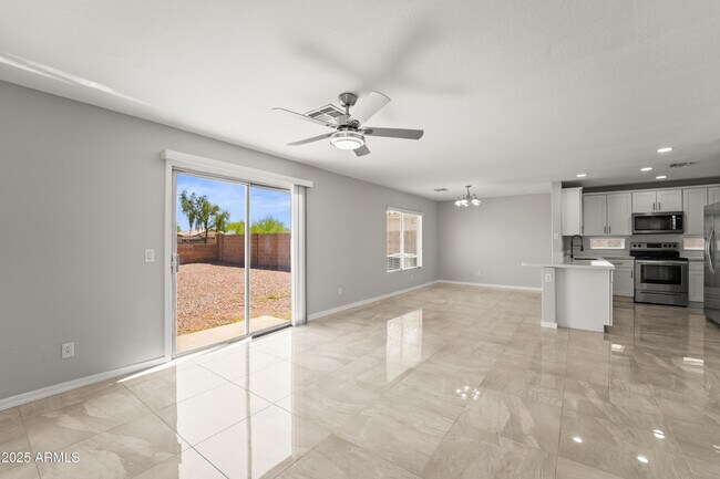 Building Photo - 11215 W Heatherbrae Dr