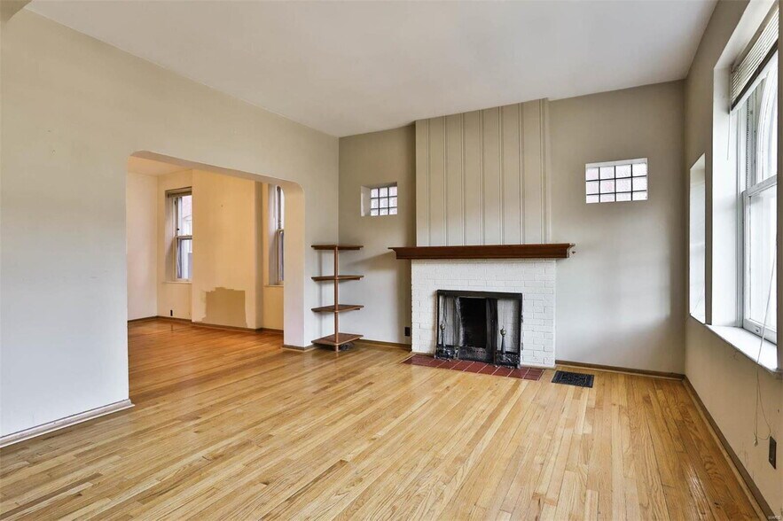 Building Photo - 3880 Connecticut St