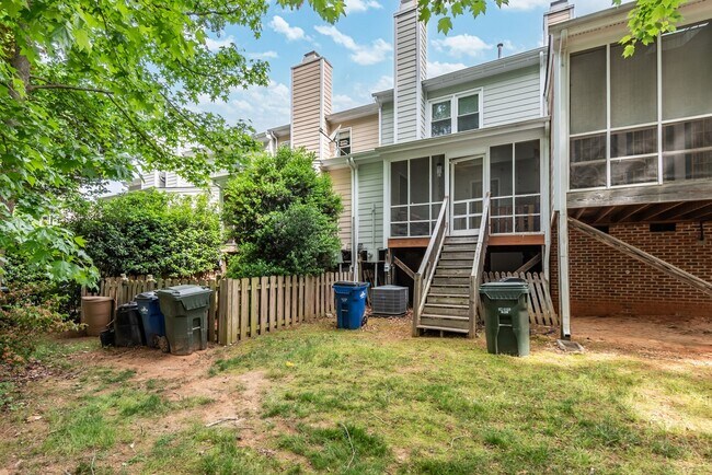 Building Photo - 2803 Sterling Park Dr