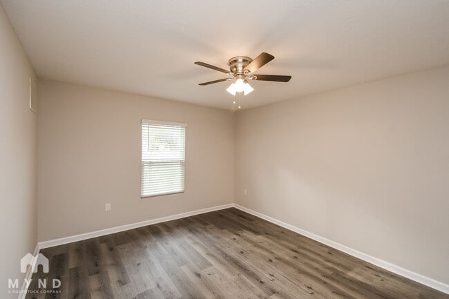 Building Photo - 12372 Cherry Bluff Dr