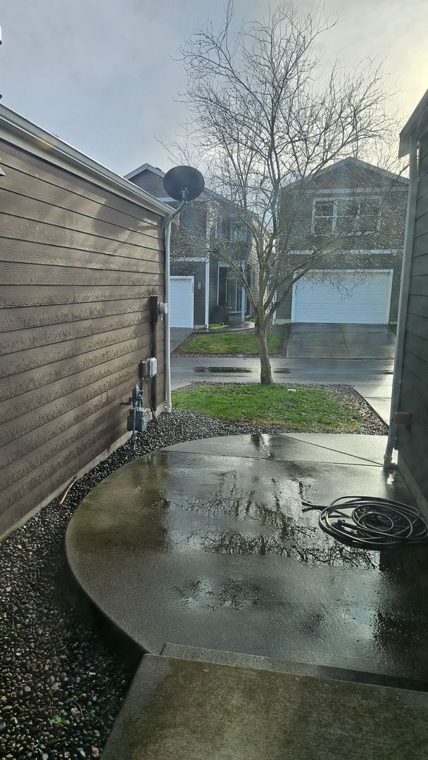 Building Photo - Hawks Praire Lacey 3 Bdrm Home!