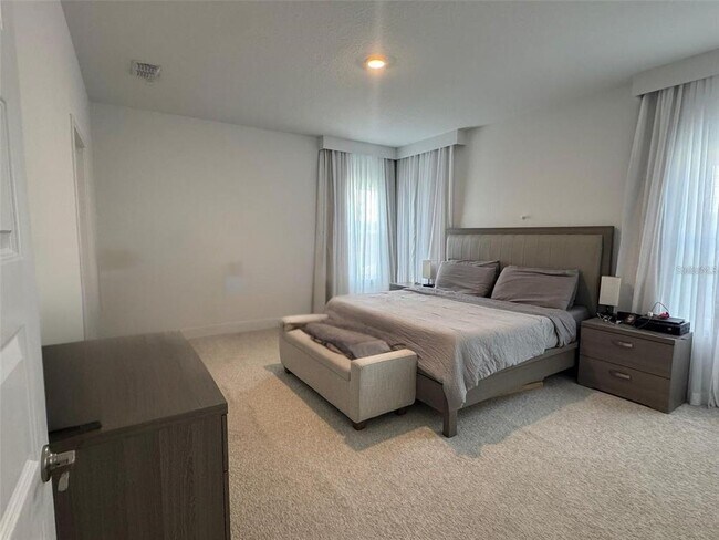 Building Photo - 14931 Lebeau Lp