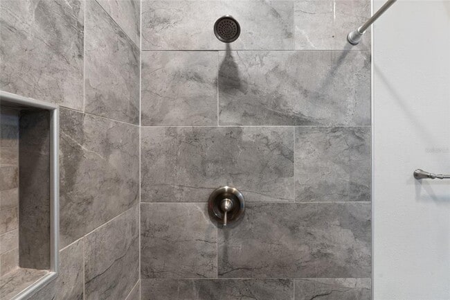 Building Photo - 905 E 22nd Ave.