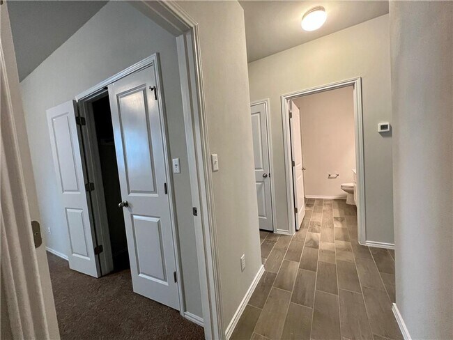 Building Photo - 326 Blue Oak Blvd